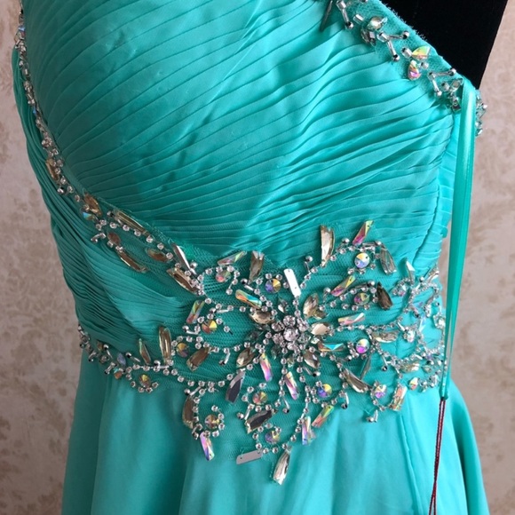 BNWT May Queen chiffon beaded dress - Picture 3 of 10